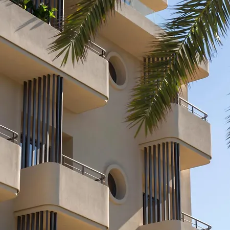 Cento Palme Rhodes City