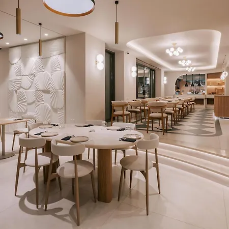 Cento Palme Hotel 5*